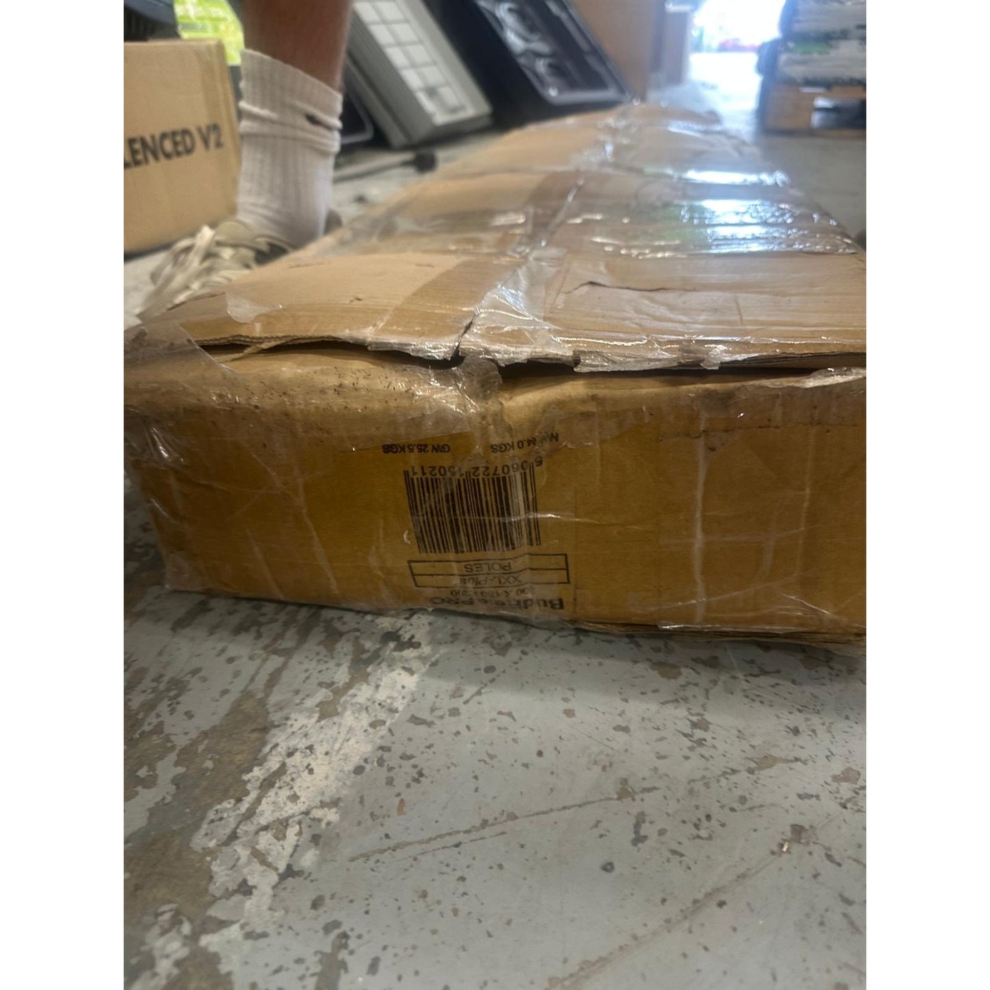 BOX DAMAGE - Bud Box 300 X 150 X 200
